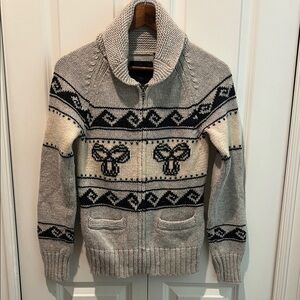 TNA Aritzia Lambswool Zip Cardigan Sweater Grey Nordic Pattern Size M